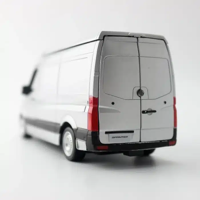 Mercedes sprinter miniature 6