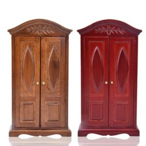 Armoire miniature ancienne