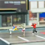 miniature figurine hip hop 1