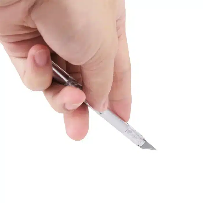 cutter de modelisme 24