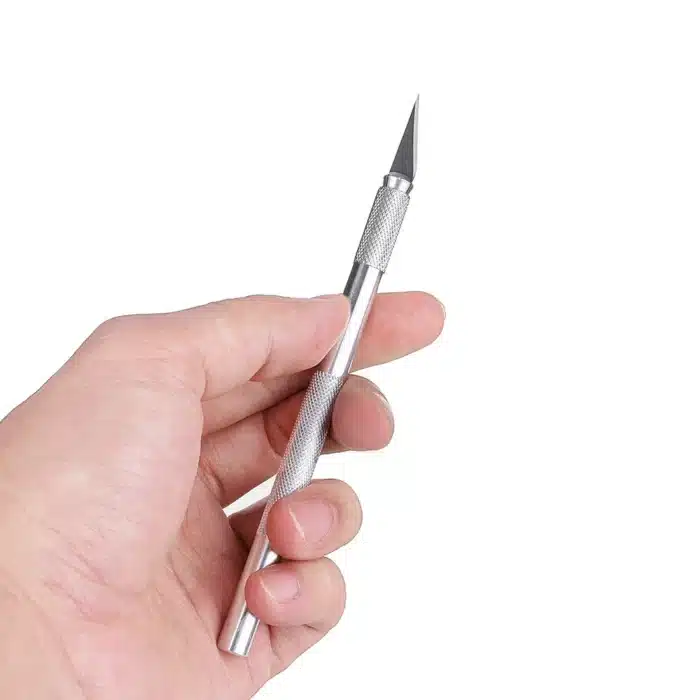 cutter de modelisme 22