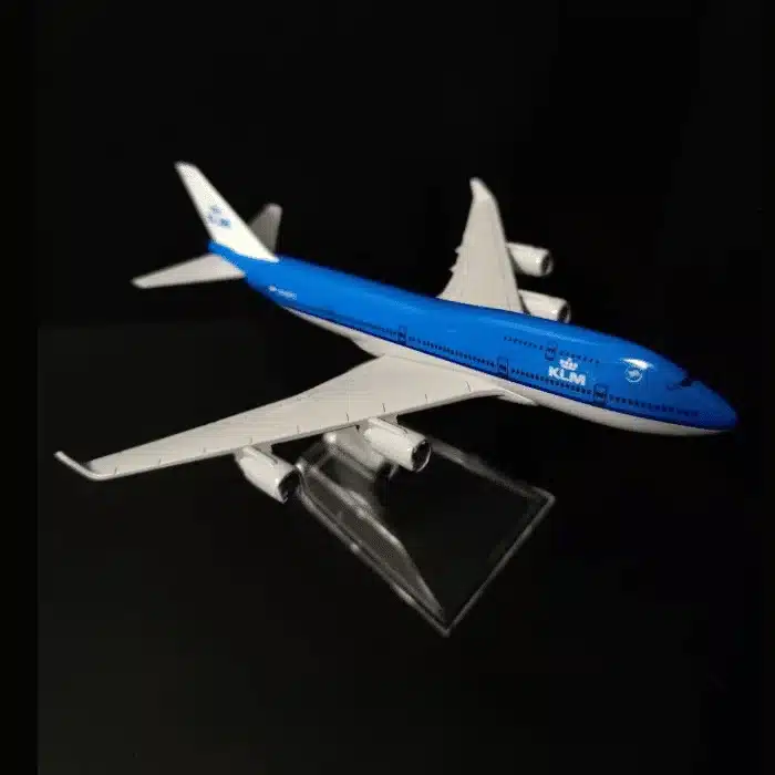 Maquette d’avion : 5 éléments indispensables pour débuter votre collection