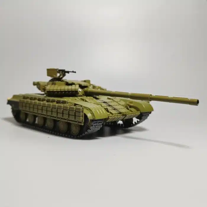 char T-64 maquette militaire 1/43 5