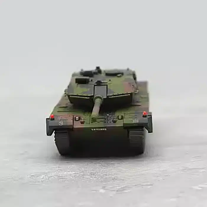Char allemand Leopard 2A6 1/87 4