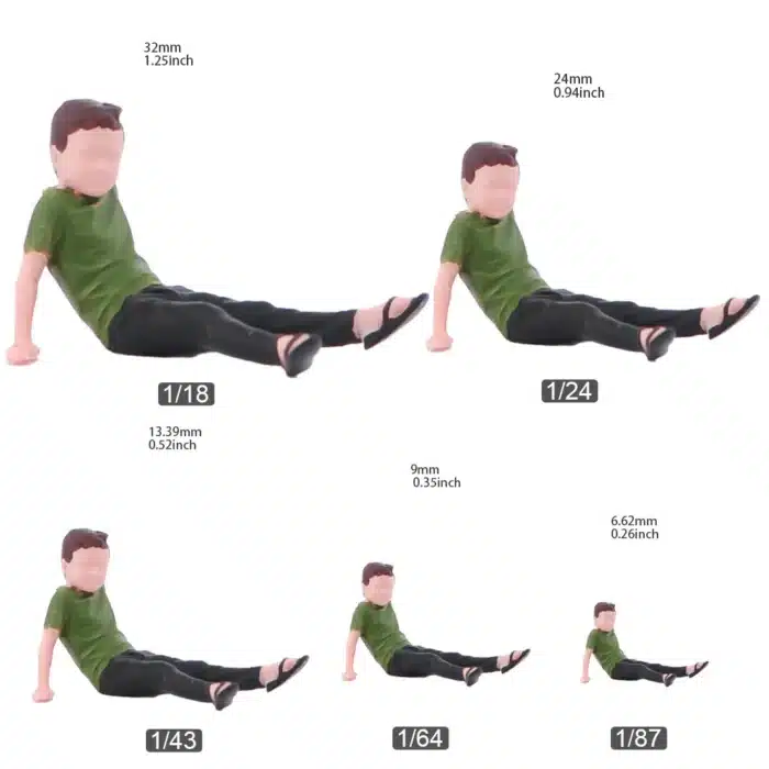 Figurine miniature enfant assis 15