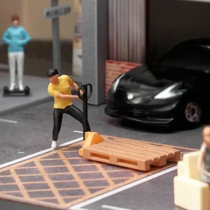 Figurine homme avec transpalette 1/64 5