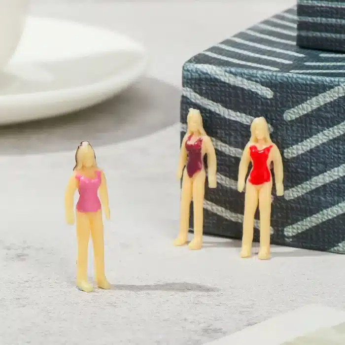 Personnages miniatures 1/50 natation 25