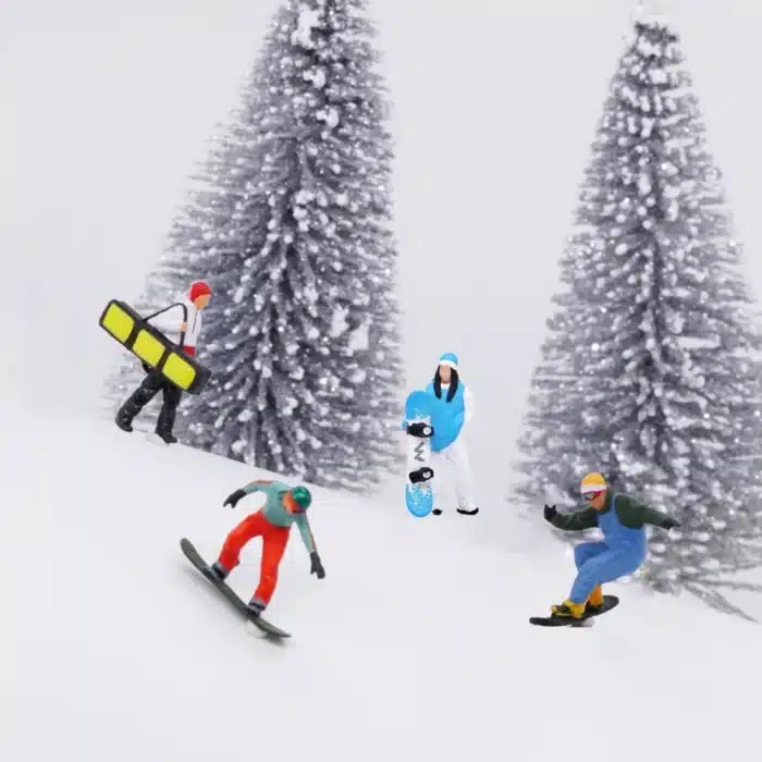 Figurines skieurs pour maquette 1/64 4