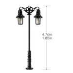 Lampadaires miniatures noirs LED 1/160 3