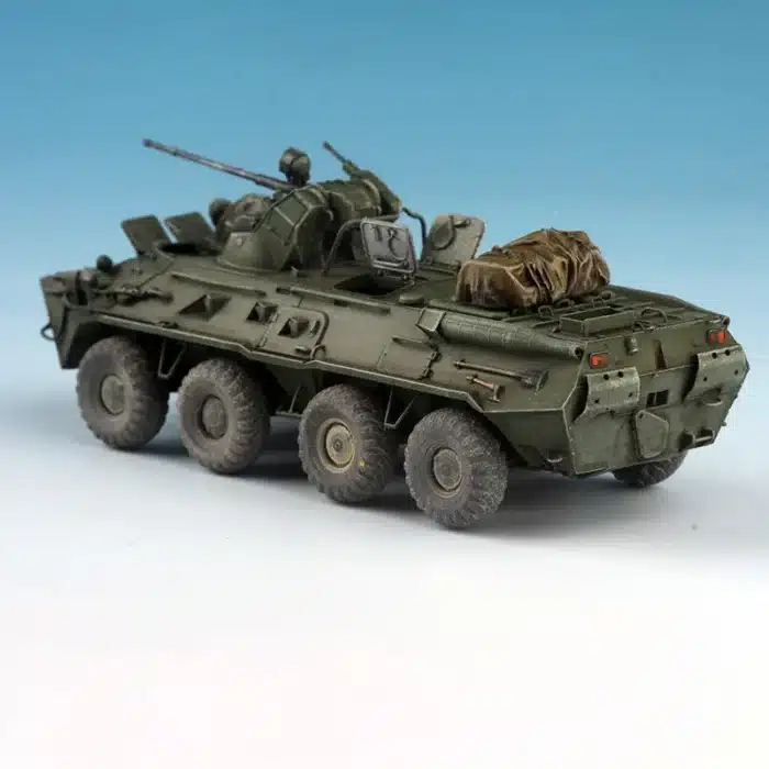 maquette char soviétique BTR-80A 3