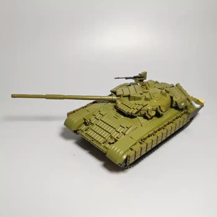 char T-64 maquette militaire 1/43 2