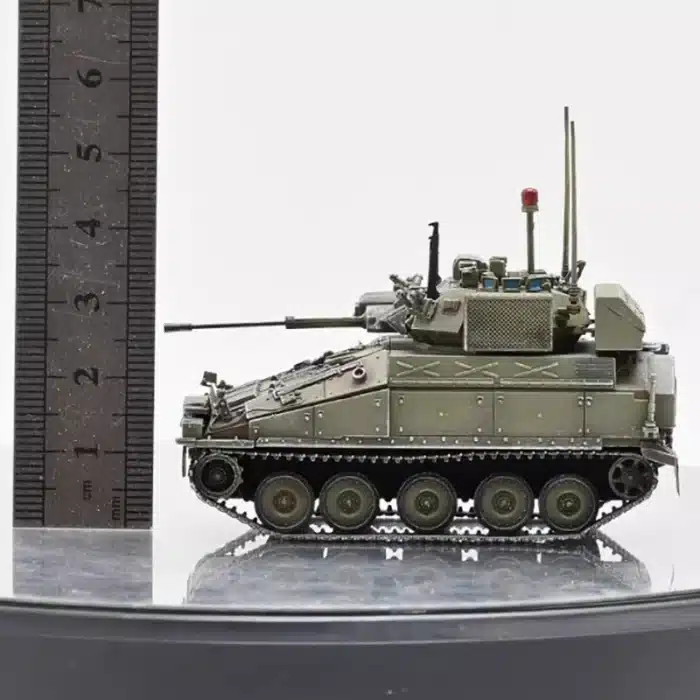 Maquette de blindé britannique Warrior IFV 1/72 2