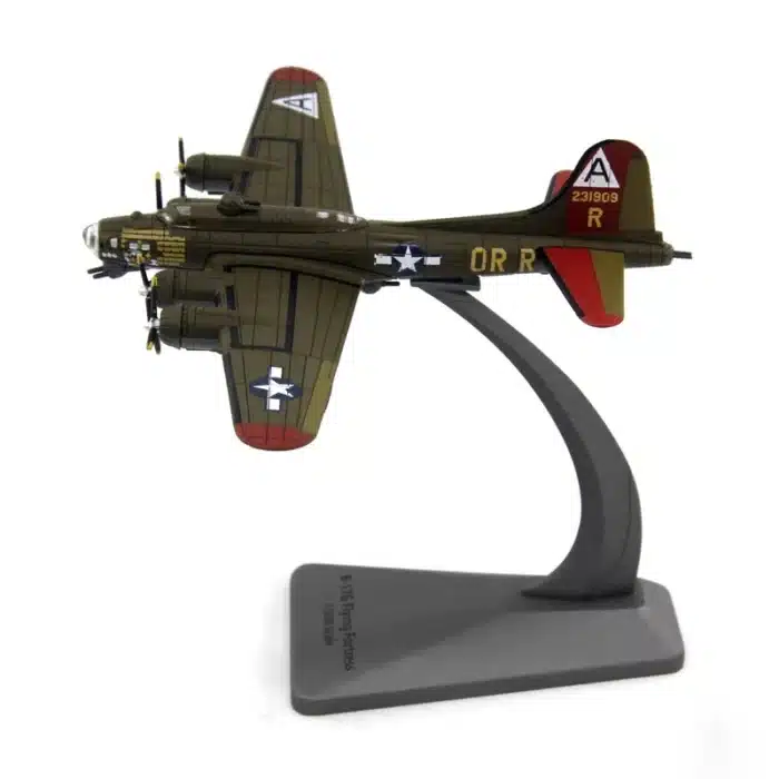 Maquette bombardier B-17G Flying Fortress WWII 1/200 3