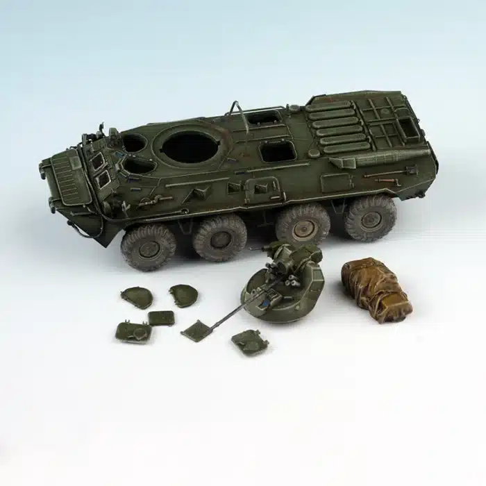 maquette char soviétique BTR-80A 6