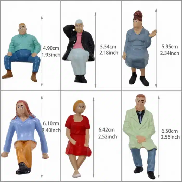 Figurines personnages assises 1/25 2