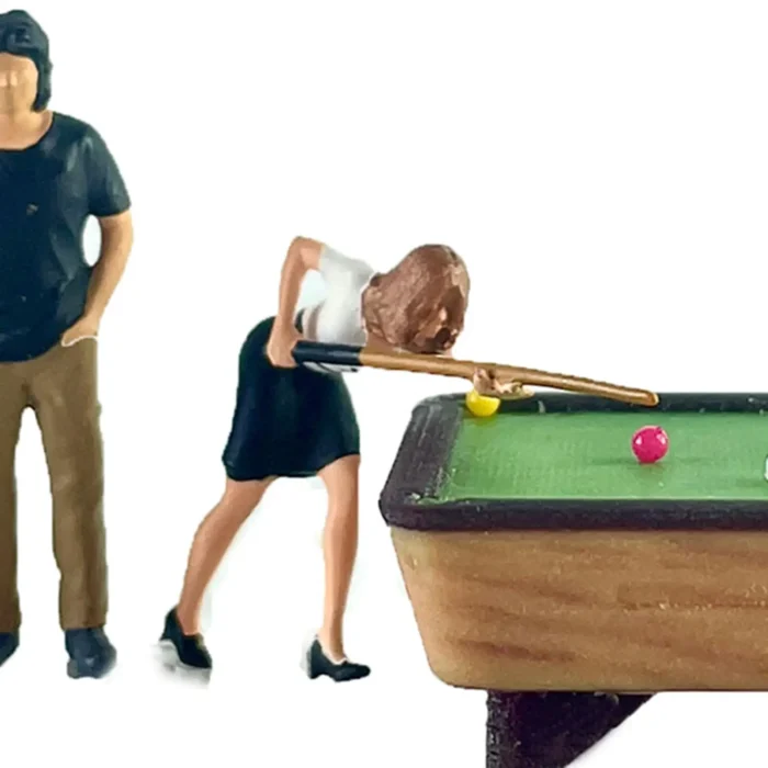 Figurines scène billard 1/64 5