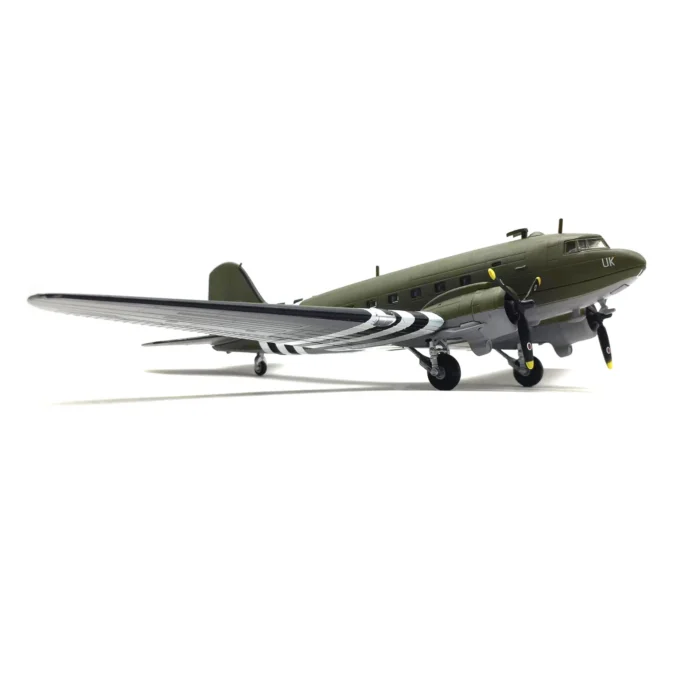 Douglas C-47 Skytrain 1/100 5
