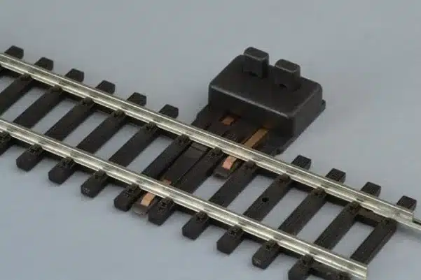 train ho micro connecteur 2 broches 10