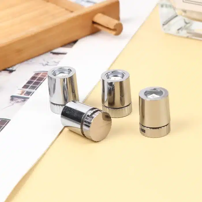 Spots miniatures maquette colorée 3