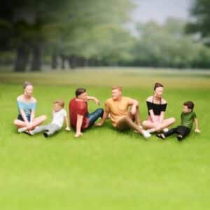 Figurines miniatures – famille assise  1/24