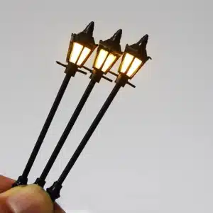 lot de lampadaires 8cm pour maquette​ 1