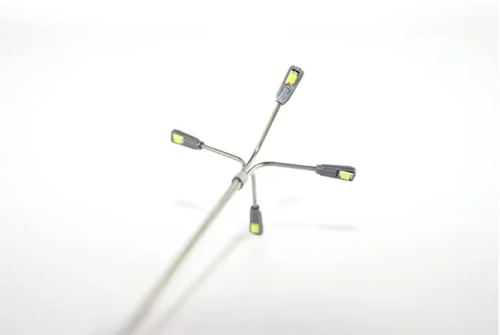 lampadaire quadruple tête miniature 14 cm 11