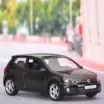 Maquette Volkswagen Golf 6 GTI 1/36 4