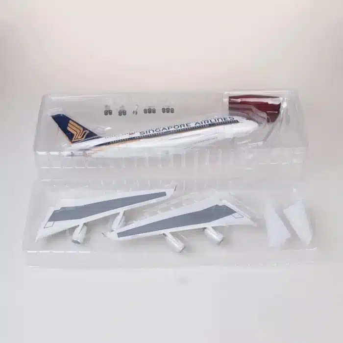 Maquette d'avion Singapore Airlines A380 5