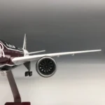Avion miniature Qatar B77 1/47 2