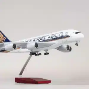 Maquette d'avion Singapore Airlines A380 1