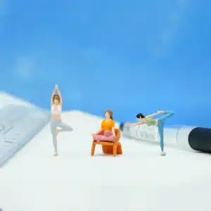 Figurines miniatures femme yoga 1/87 1
