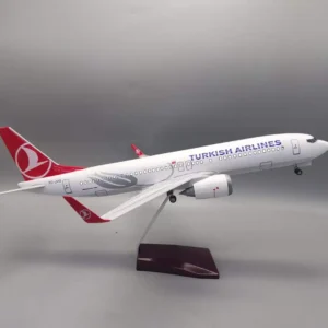 Avion miniature Turkish Airlines B737-800 1