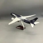 Avion miniature Lufthansa spécial 100 ans 3