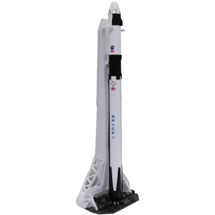 Fusée Dragon 9 Space X 17