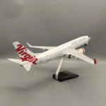 Avion miniature Virgin B737-800 6
