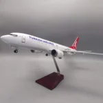 Avion miniature Turkish Airlines B737-800 3