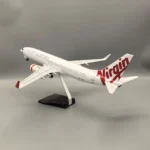 Avion miniature Virgin B737-800 2