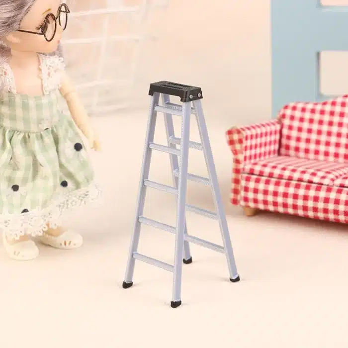Echelle miniature 1:12