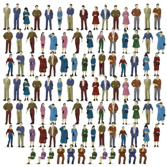Figurines miniatures - échelle O 1/50 - foule de personnes